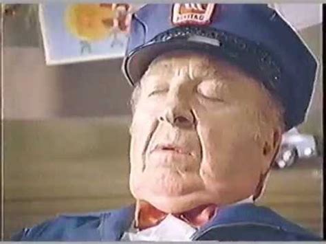 1989 Maytag Repairman Christmas Commercial - YouTube