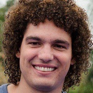 Anderson Varejão - Age, Family, Bio | Famous Birthdays