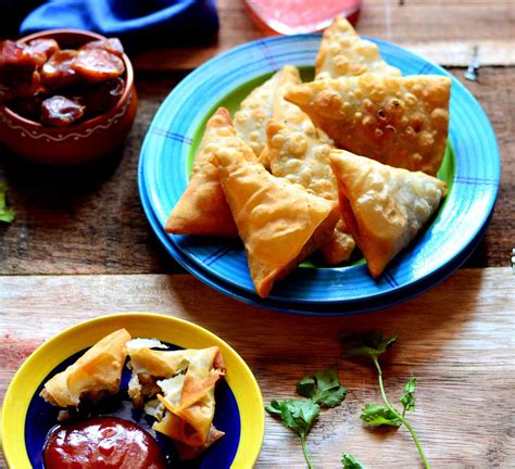 Mutton Keema Samosa Recipe-Mangsher Singara by Archana's Kitchen