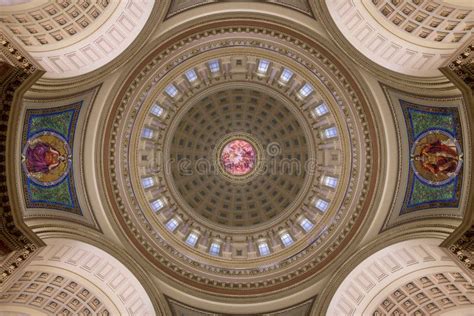 Wisconsin State Capitol Inner Dome Ceiling Editorial Image - Image of ...