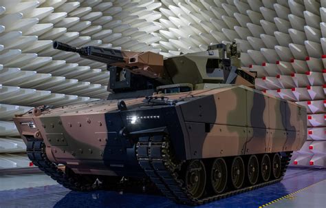 Australian Lynx KF41 Unveiled for Land 400 Phase 3 Programme – Asian Defence Journal