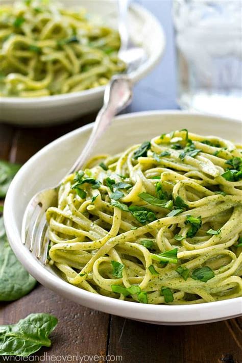 Lighter Creamy Spinach Fettuccine Alfredo