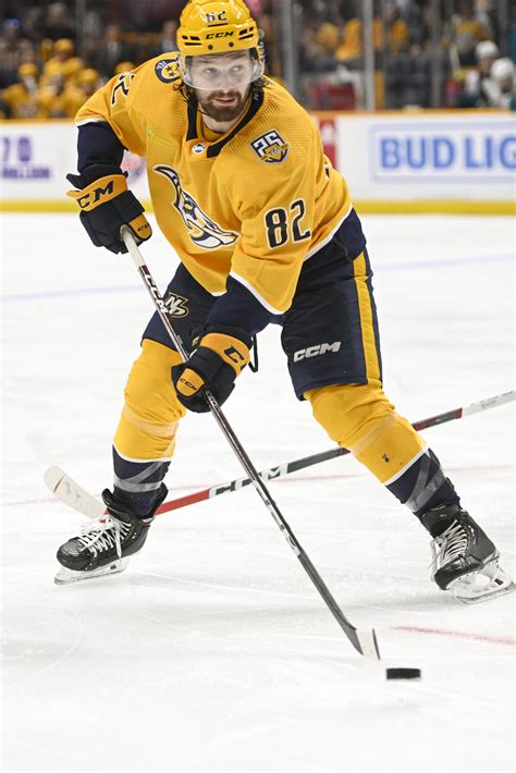 Nashville Predators Place Tommy Novak On IR