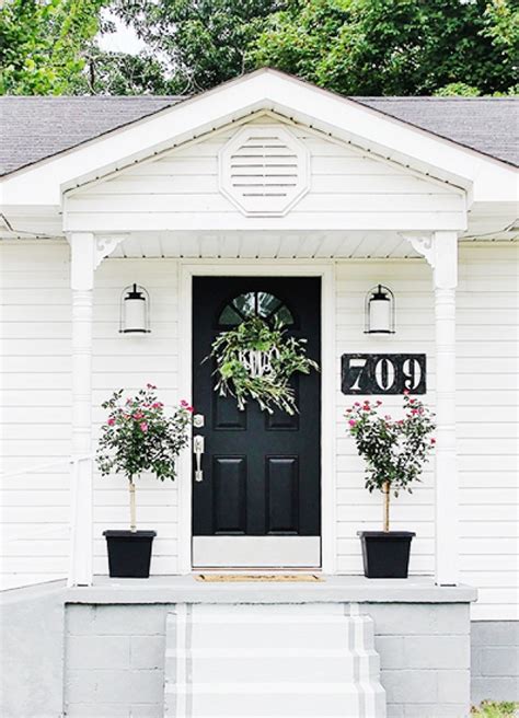 15 Beautiful Farmhouse Front Doors - City Farmhouse