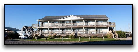 VILLAGE MOTEL - Prices & Hotel Reviews (Hatteras Island, NC)