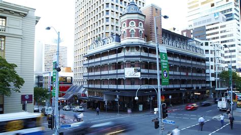 One of Australia's largest hostel groups collapses into administration ...