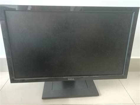 Dell Monitor 20 inch VGA DVI-D, Computers & Tech, Desktops on Carousell