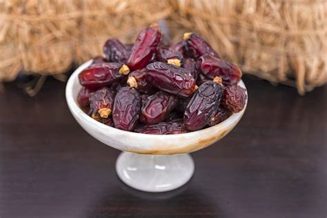 Saudi Dates: 8 Dates Types in Saudi Arabia | TasteAtlas