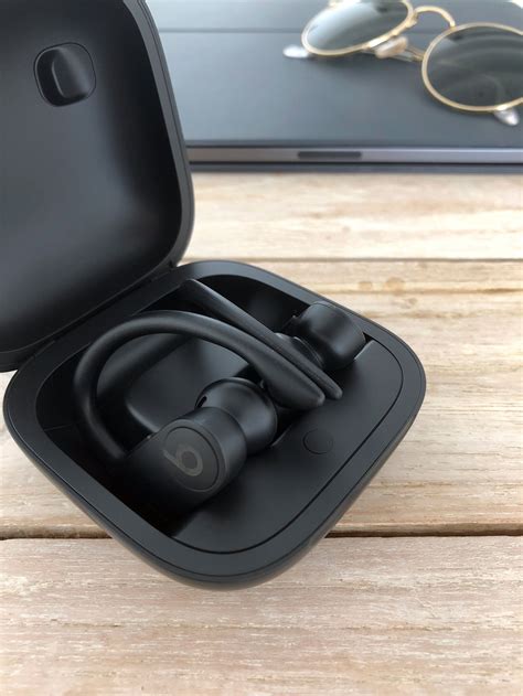 Beats Powerbeats Pro Review – Empire Ave