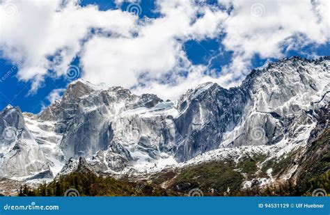 Mount Siguniang - Four Sister Mountains in Sichuan Stock Image - Image of background, asia: 94531129