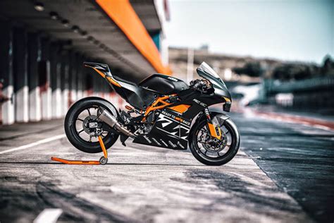 2023 KTM RC 8C | First Look Review – ReloadeD DevilS – World News