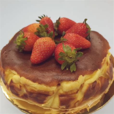 Burnt Cheese Cake (7 inches) – Good Times DIY