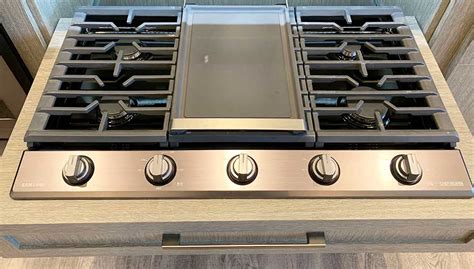 New Samsung 36-Inch Gas Cooktop NA36N6555TS (Review / Ratings / Prices)