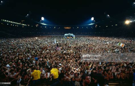 The crowd at the end of the Live Aid concert at Wembley Stadium,... News Photo - Getty Images