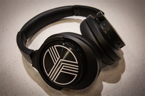 The 7 Best Bluetooth Headphones You Can Buy