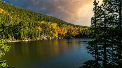 Fall Colors in Rocky Mountain National Park 2024 - Rove.me