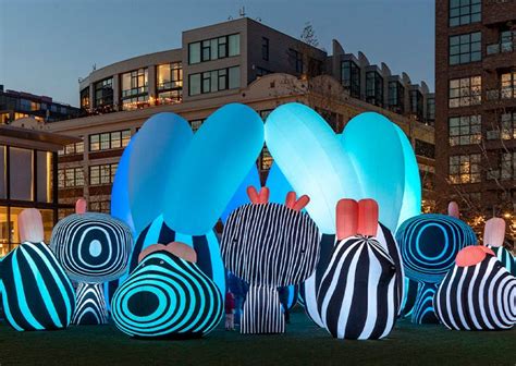 A Heap Of Stunning Inflatable Art Installations Are Popping Up For ...