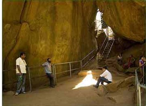 Edakkal Caves - Kerala Image (21192889) - Fanpop