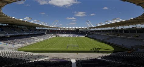 Toulouse Fc Stadium : Https Encrypted Tbn0 Gstatic Com Images Q Tbn ...