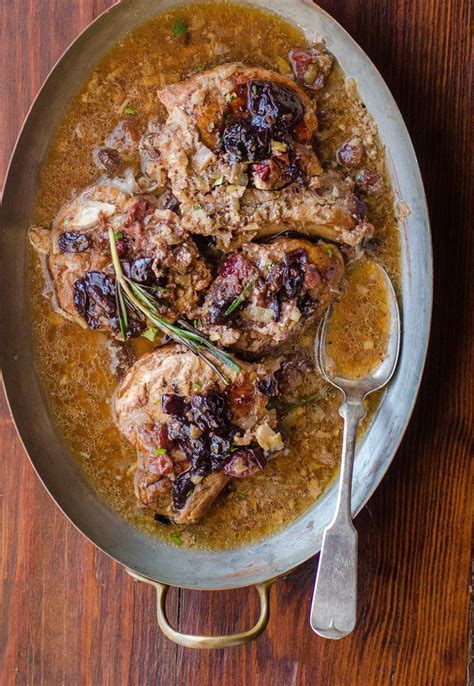 Recipe: Slow Cooker Cranberry Pork Chops | Recipe | Recipes, Paleo slow cooker, Pork chop recipes