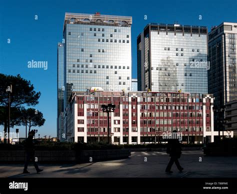 people in Business district in Naples Stock Photo - Alamy