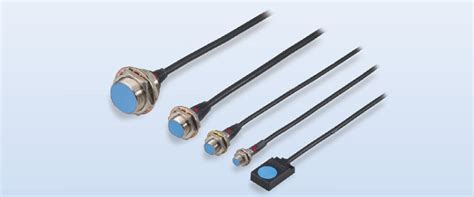 Three-wire self contained amplifier proximity sensors - EZ series | KEYENCE America