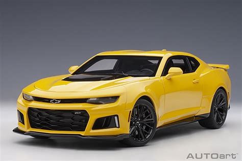 Bright Yellow Chevrolet Camaro ZL1 2017 AUTOart 71205 scale 1:18 ezToys ...