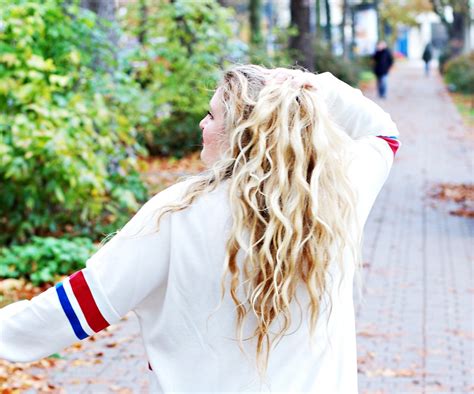 My Favorite Hair Care Products and How I Grew My Hair - Helene in Between