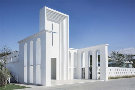 Iglesia Blanca / LAD | ArchDaily en Español