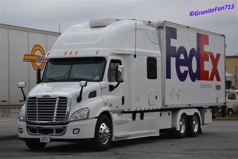 FedEx Custom Critical Freightliner Cascadia Expediter | Freightliner, Freightliner cascadia ...