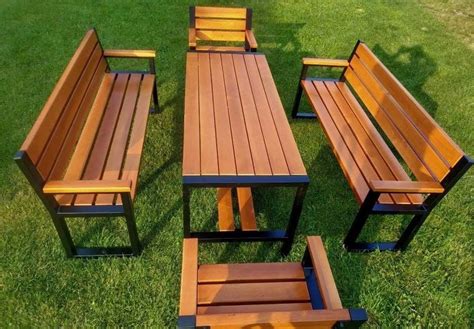 Handcrafted Outdoor Wooden Patio Furniture Set Garden Bench Outdoor Reclaimed Dining Table ...