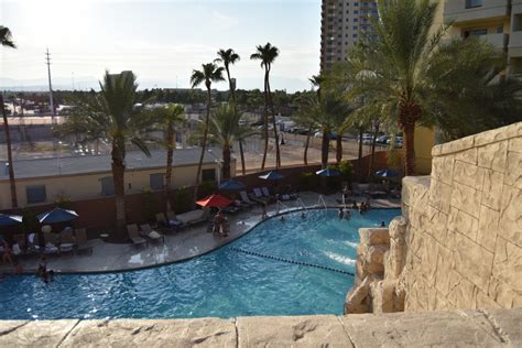 Cancun Resort in Las Vegas: Our Impressions - A SoCal Way of Life