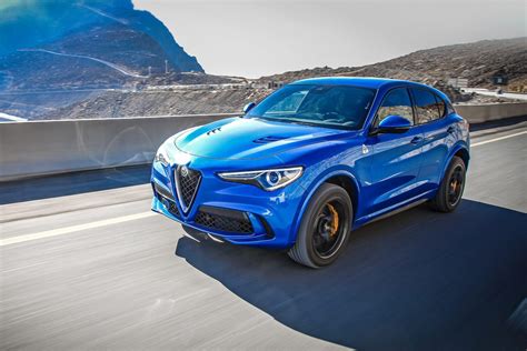 Alfa Romeo Stelvio Quadrifoglio premiato con il “Driver’s Award”