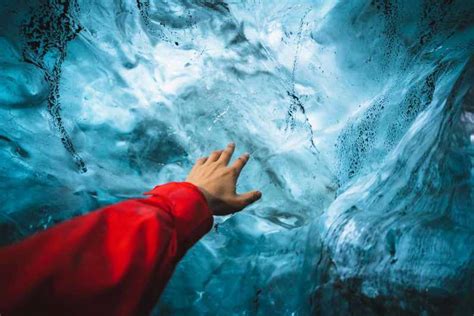 Jökulsárlón: Vatnajökull Glacier Ice Cave Guided Day Trip | GetYourGuide