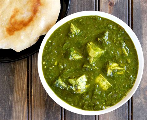 PALAK PANEER - Cook with Kushi