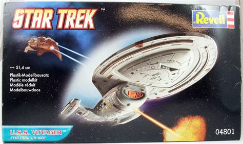 Revell - Star Trek Voyager - U.S.S. Voyager model-kit