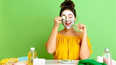 Homemade Face Pack: ‘हे’ घरगुती फेस पॅक उन्हाळ्यात तुमचा चेहरा ठेवतील थंड!