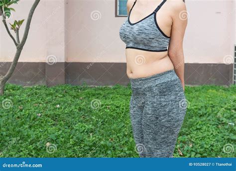 Woman with Belly Fat Wearing Sportswear Preparing for Yoga Stock Image - Image of waist, tape ...