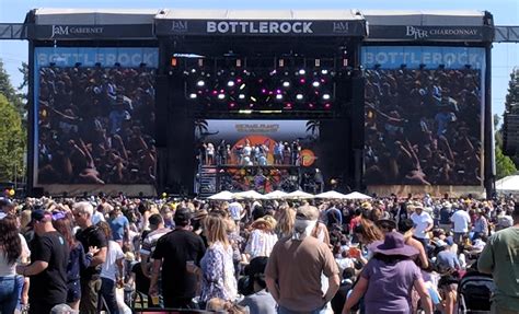 This VIP platform at Bottlerock that blocks the entire stage. : r ...