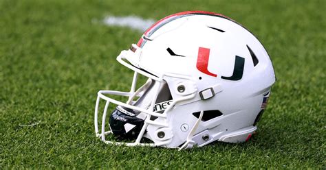 Miami Hurricanes withdraw from 2021 Sun Bowl due to COVID-19 issues ...