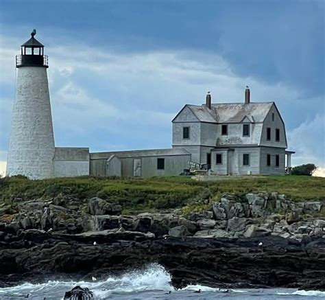 A Complete Guide to Wood Island Lighthouse, Maine (+ Photos)