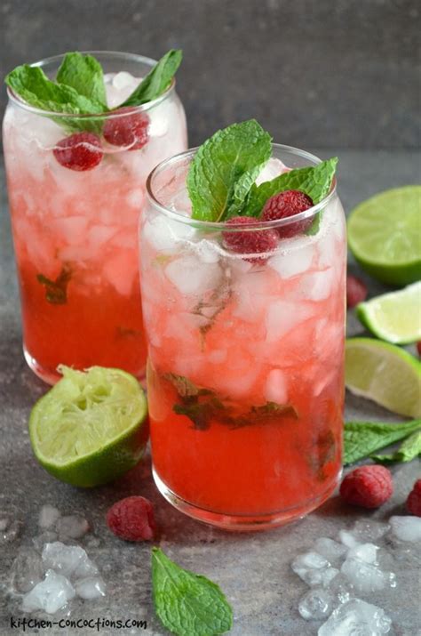 Raspberry Mojito Recipe - This easy mojito recipe, featuring fresh mint, lime juice and ...