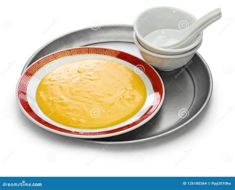 San Bu Nian, Chinese Non Sticking Egg Yolk Custard Pudding Stock Photo - Image of bowl, green ...