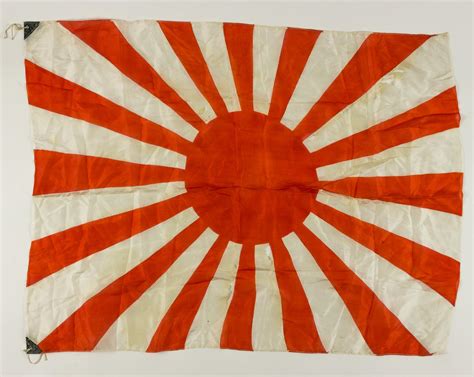 Lot - JAPANESE ARMY BATTLE FLAG