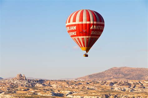 10 Hot Air Balloon Photoshoot Tips for Taking Amazing Photos