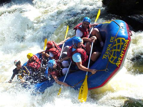 5 Reasons Why Rafting in Rishikesh is Must for Adventure Lovers ...