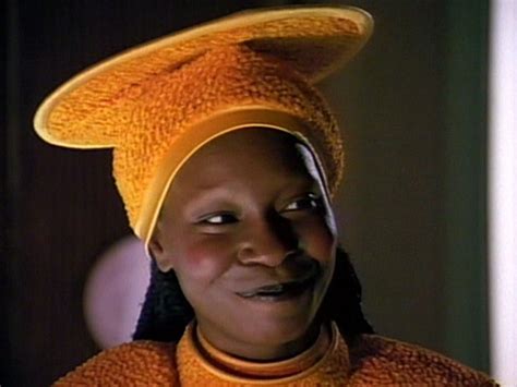 [#STLV] Whoopi Goldberg Shines In First Star Trek Convention Appearance | TREKNEWS.NET | Your ...