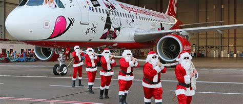 How Airlines are Getting into the Christmas Spirit | Flightradar24 Blog