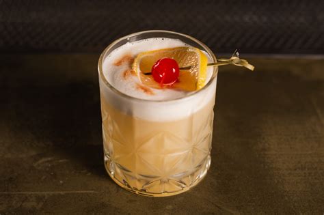 Amaretto Sour Cocktail Recipe | Recipes.net