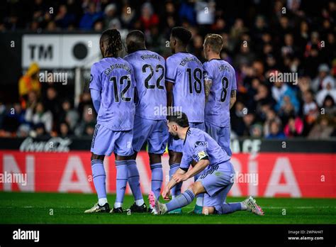 Barrera de defensa hi-res stock photography and images - Alamy